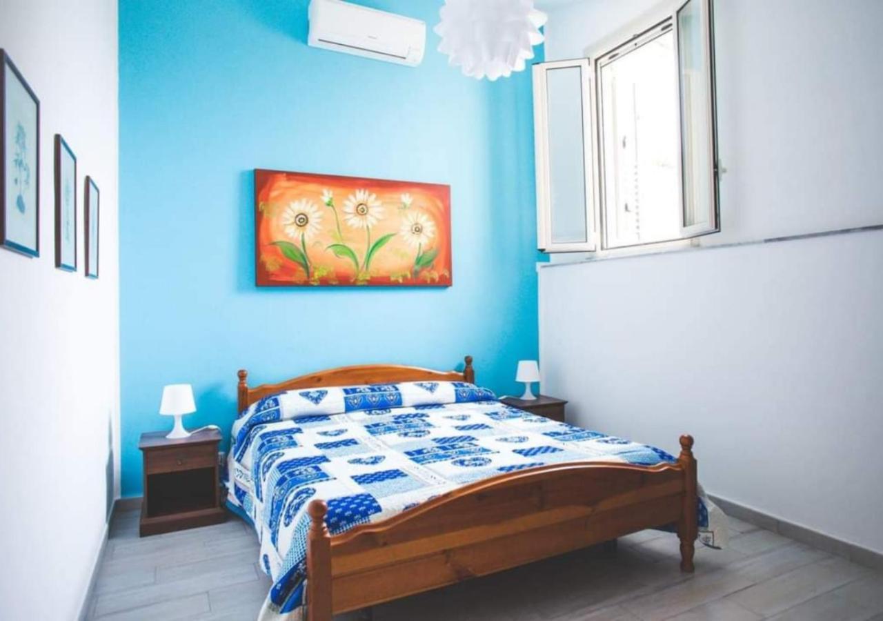 Villa Antonietta - Holiday House Карини Экстерьер фото